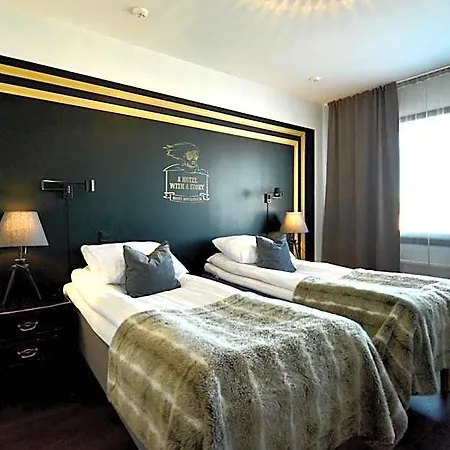 Boutique Mustaparta 3* טורניו