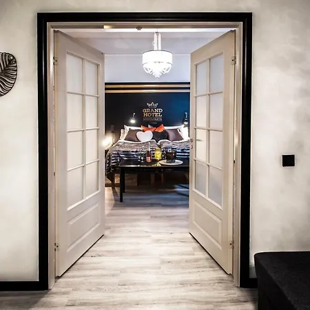Boutique Mustaparta